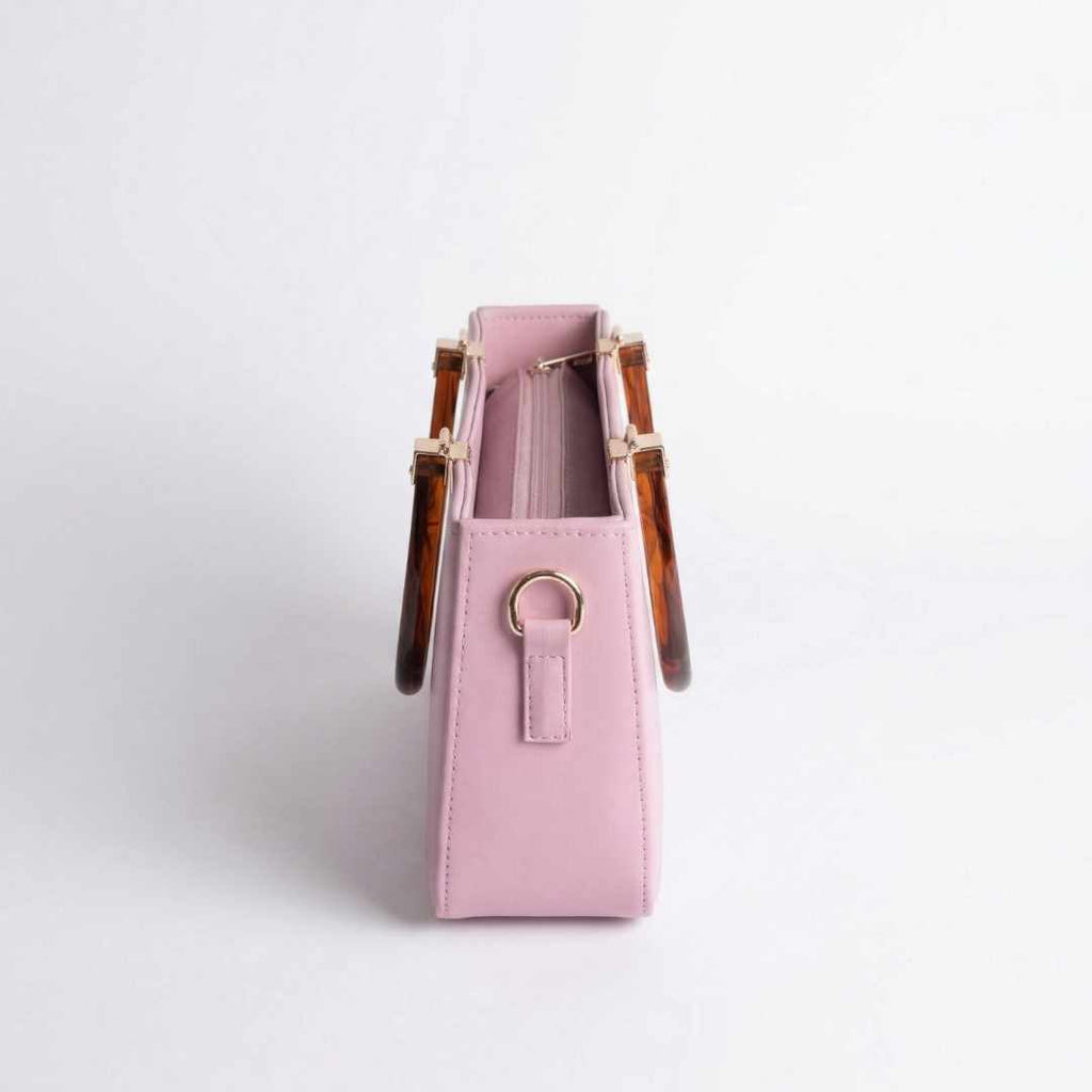 Ryndra Daxe Crossbody — Pink