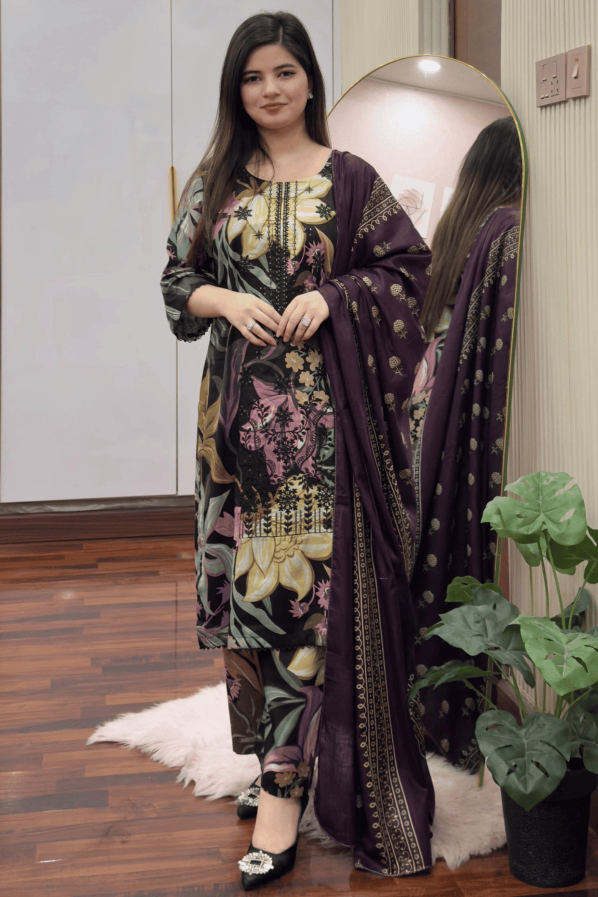 Midnight Floral – Embroidered 3PC Lawn Suit