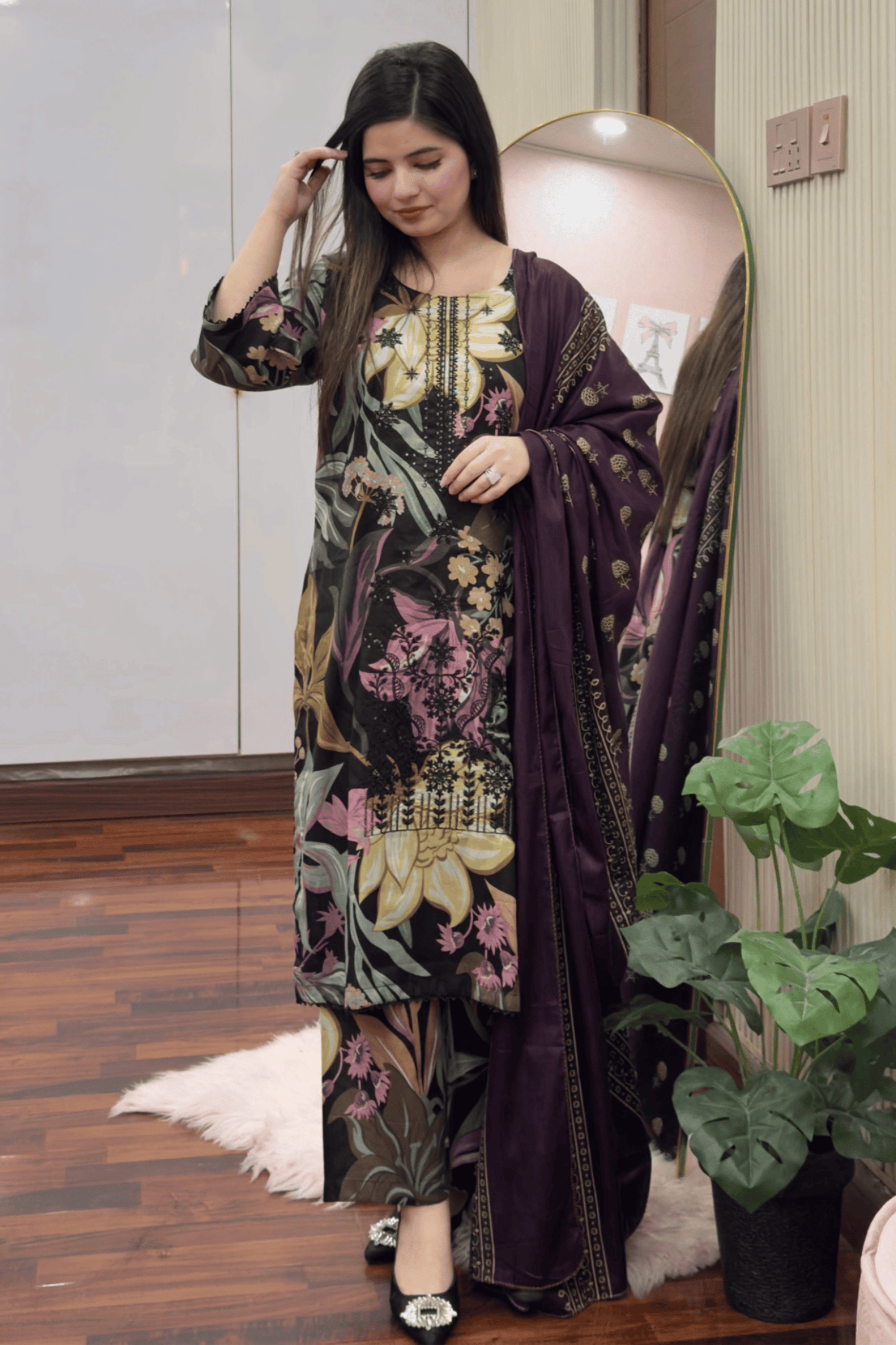 Midnight Floral – Embroidered 3PC Lawn Suit