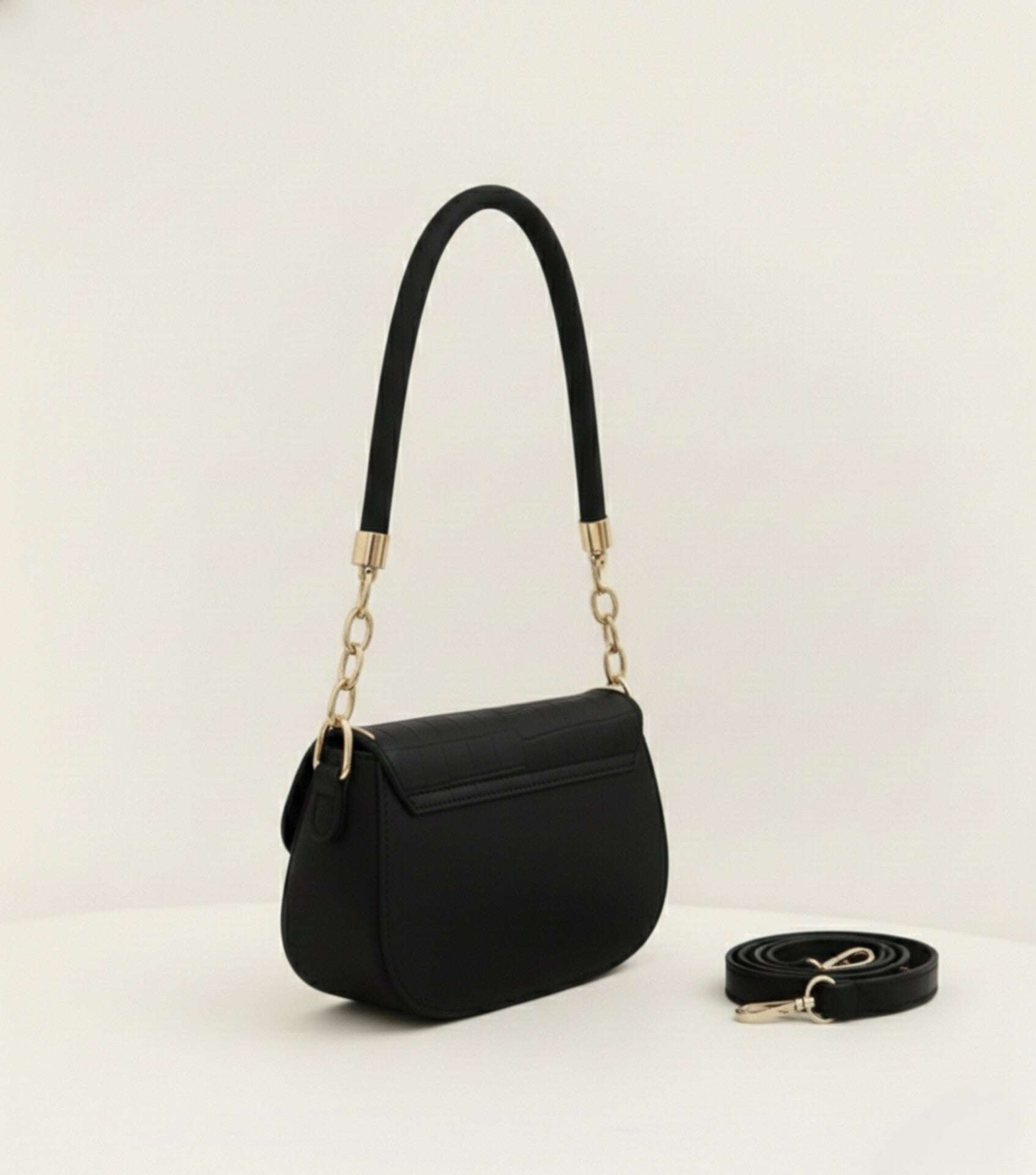 AURRA SHOULDER BAG