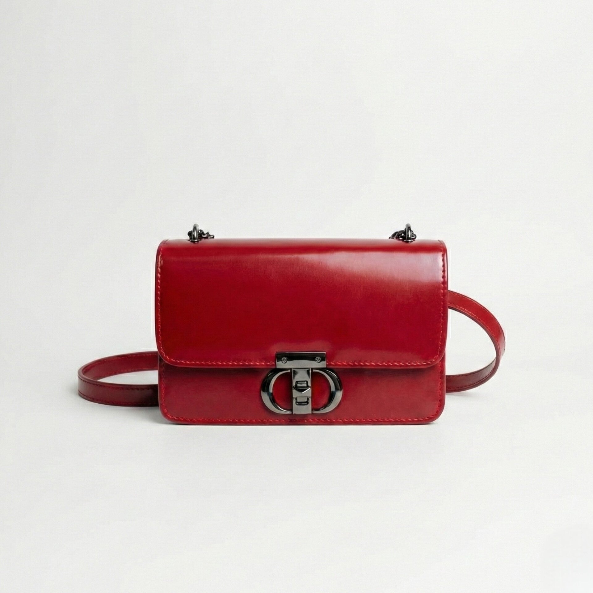 CLASSIC CROSSBODY RED